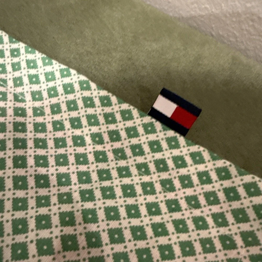 Tommy Hilfiger Pillowcase Sham Standard Red Pink  Roses‎ Flowers NWOT